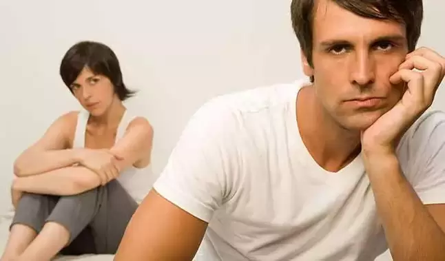 Mężczyzna ma słabą potencję i nie jest zdolny do intymności